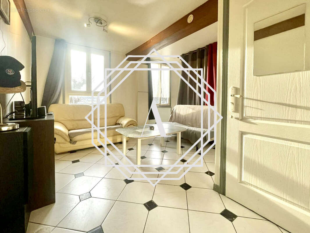 Appartement à MERU