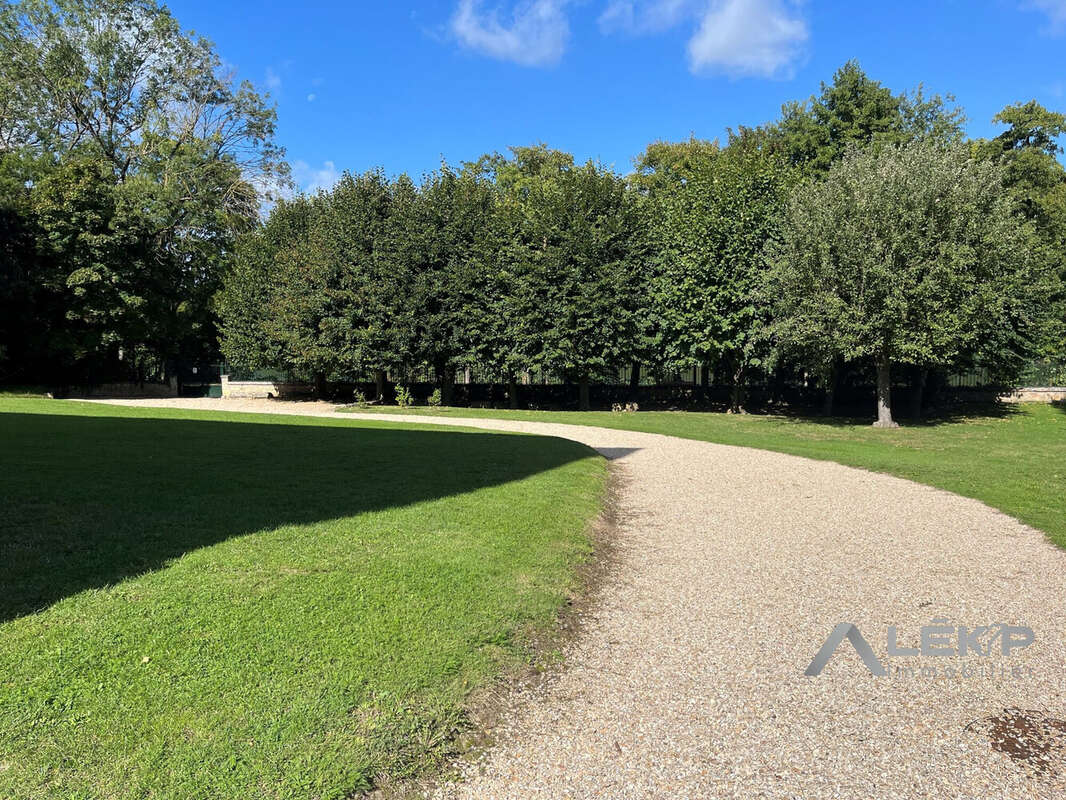 Appartement à RUEIL-MALMAISON