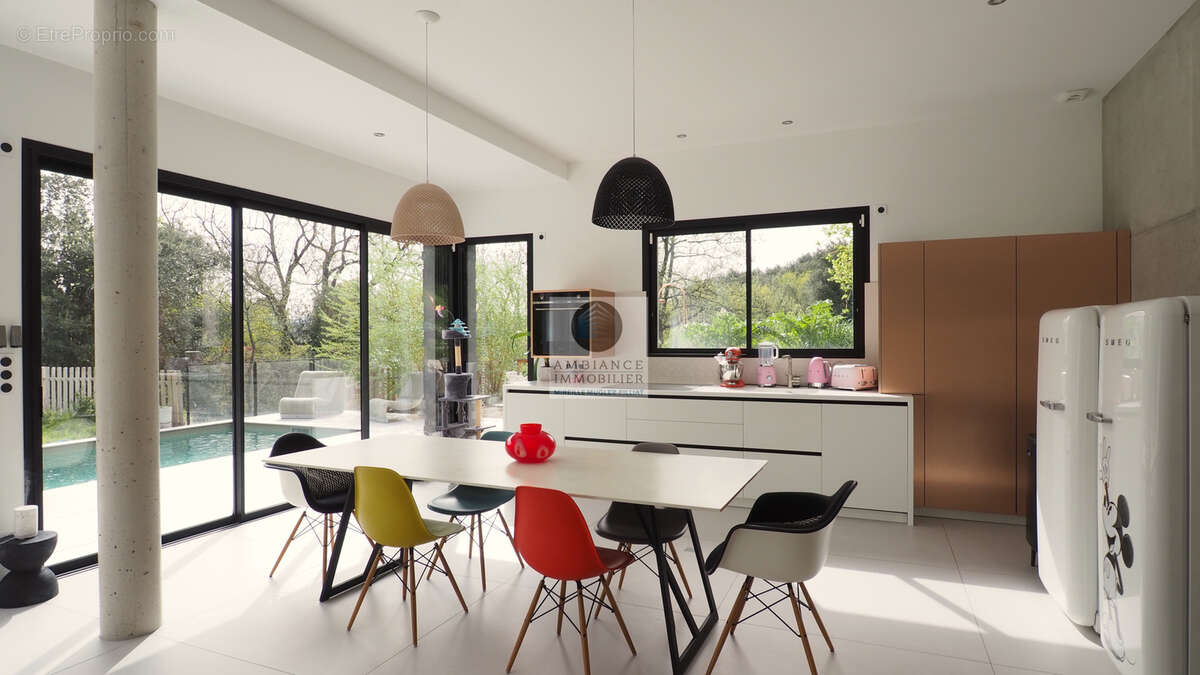 Maison à SAINT-PERAY