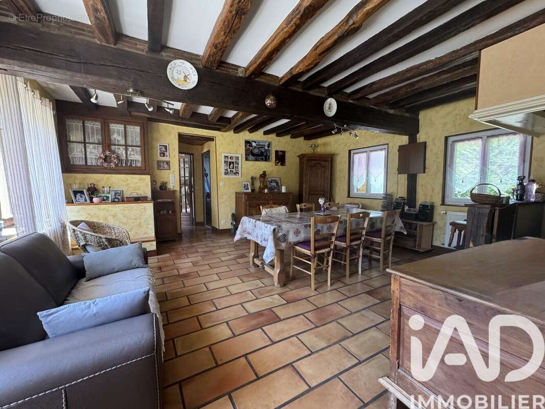 Maison 146 m² à Luplante  - photo 9