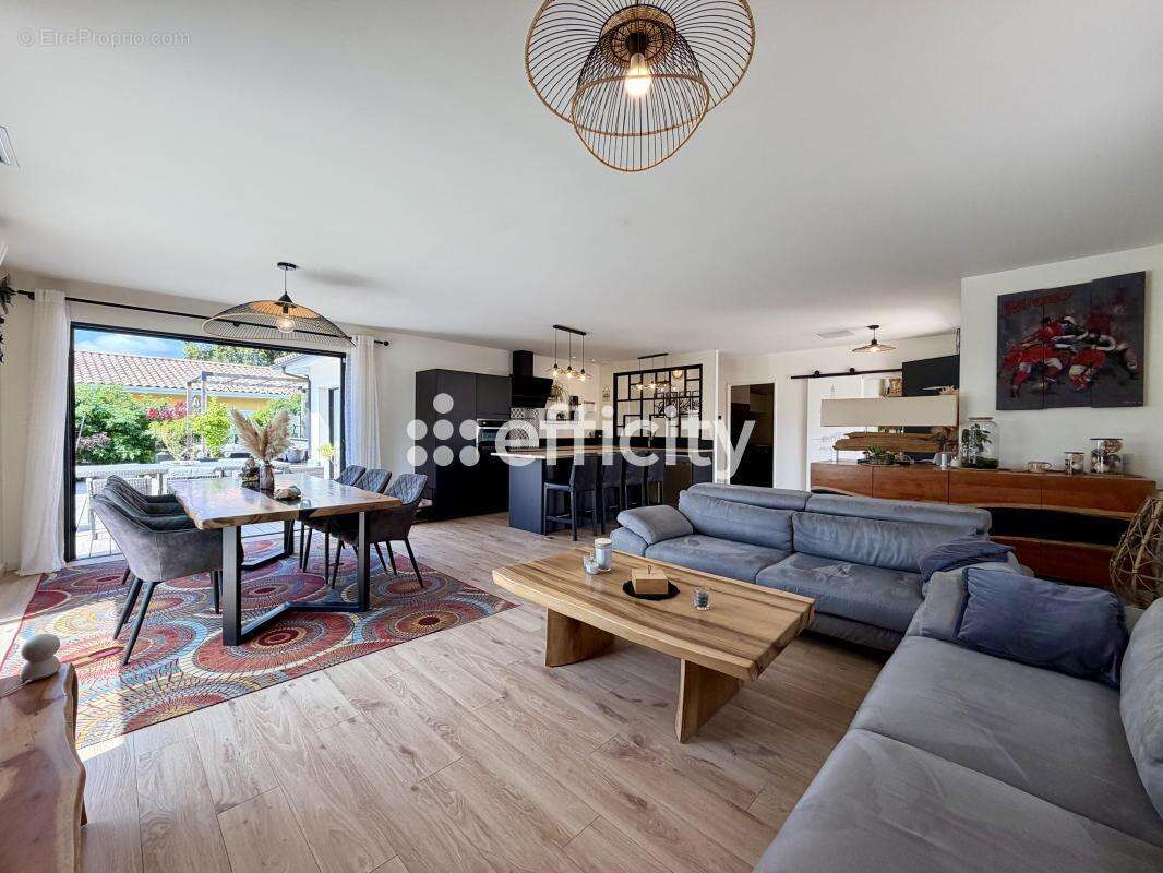 Maison 112 m² à Lanton  - photo 6