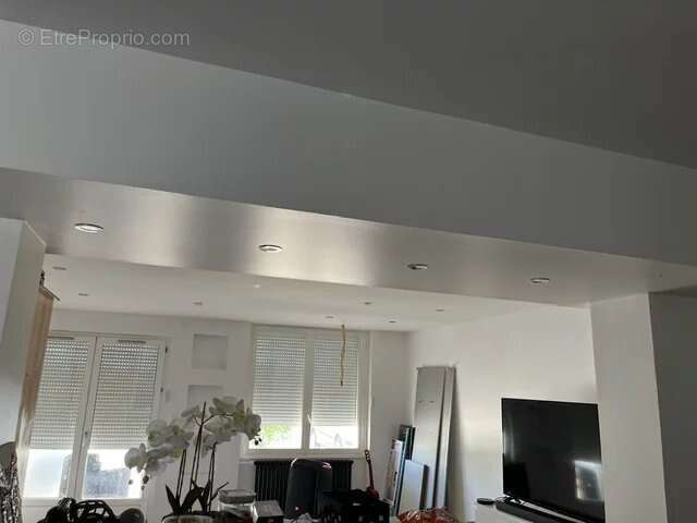 Grande maison et son terrain. Possibilité de 2 logements! - photo 4