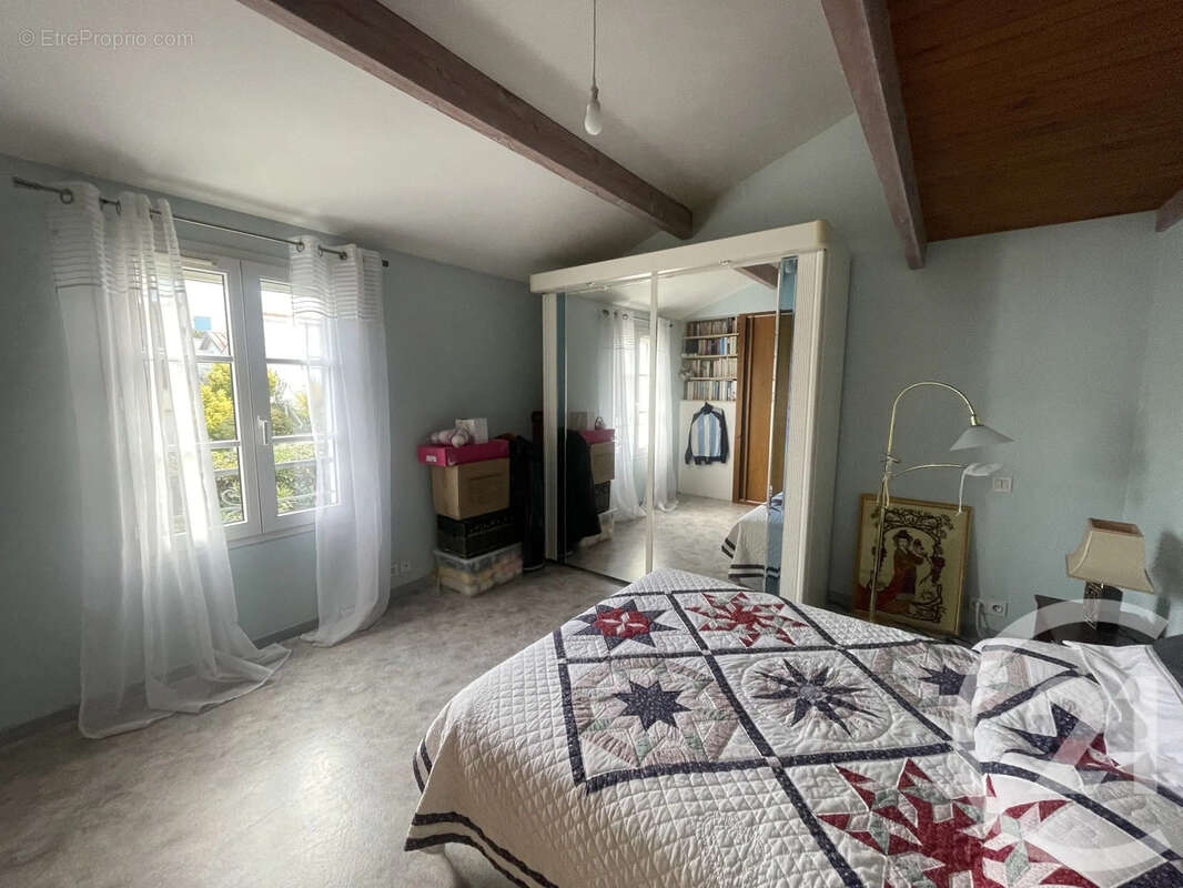 Maison à VAUX-SUR-MER