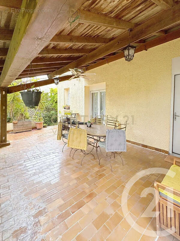 Maison à SAINT-GEORGES-D'ORQUES