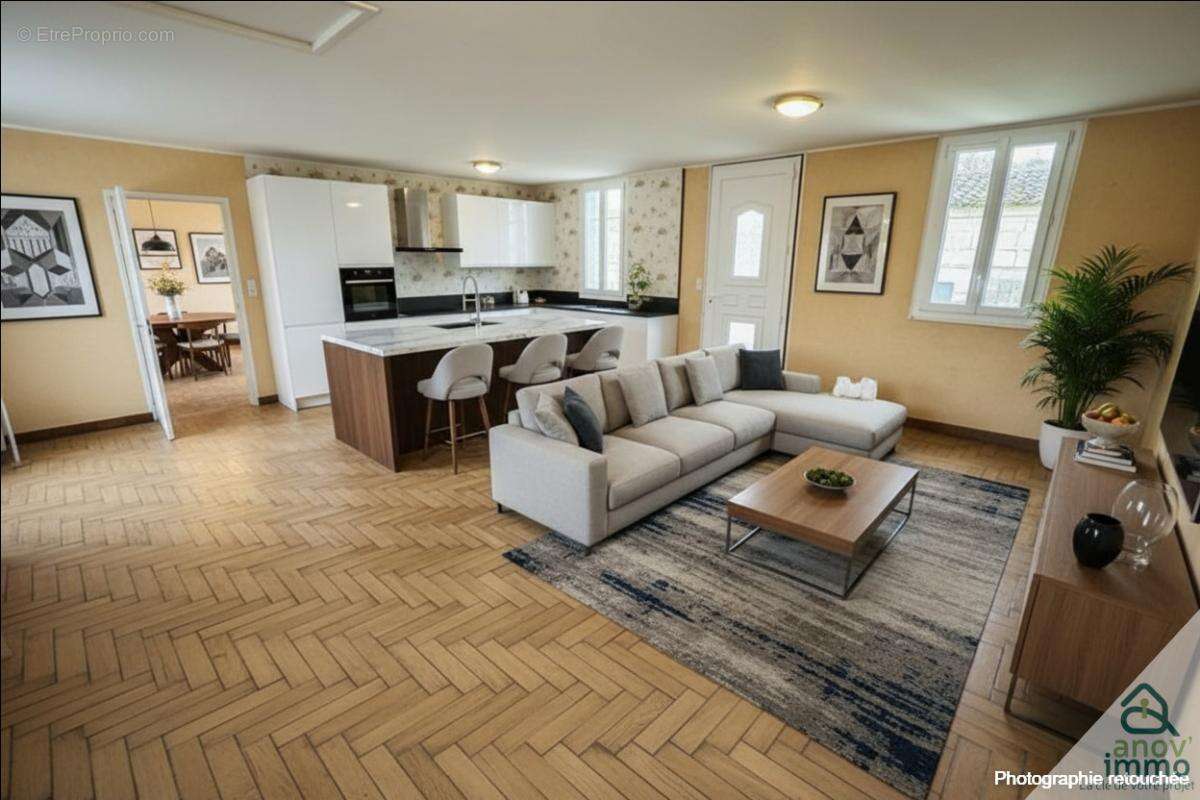 Maison à CHATEAUNEUF-SUR-CHARENTE