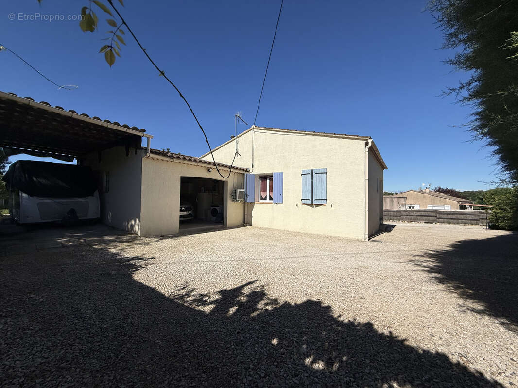 Maison à COLLORGUES
