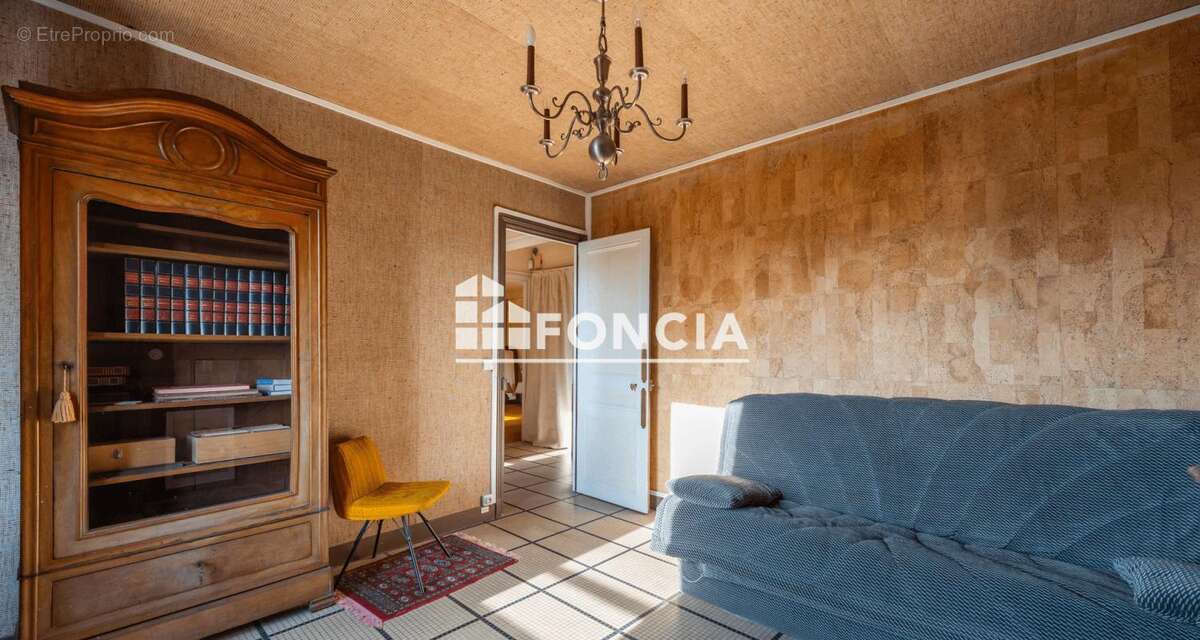 Appartement à NANTERRE