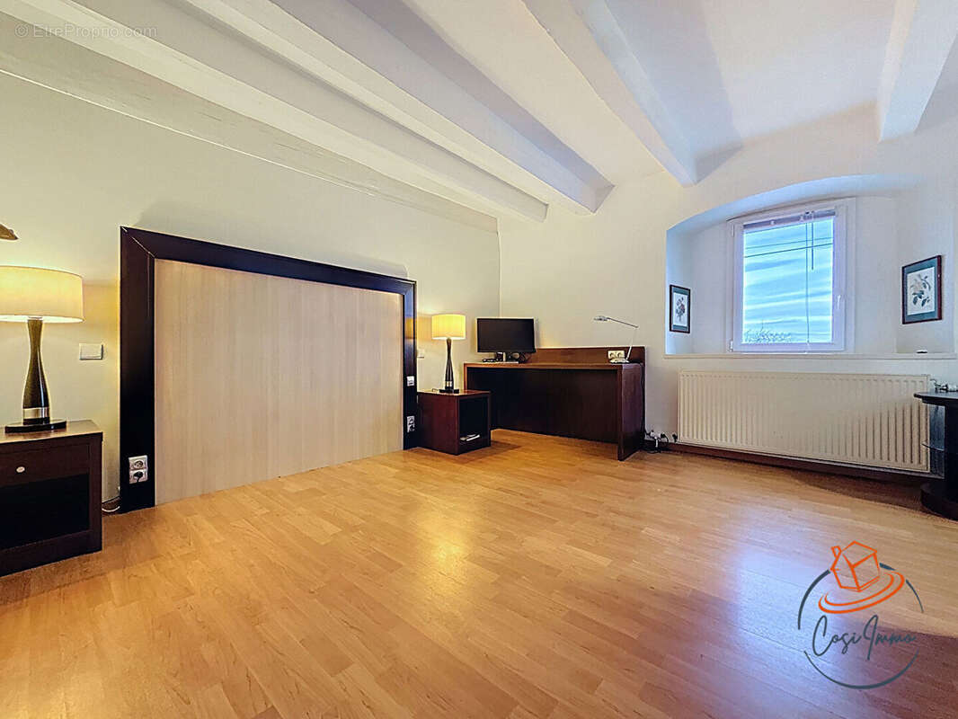 Maison à BELLEGARDE-SUR-VALSERINE