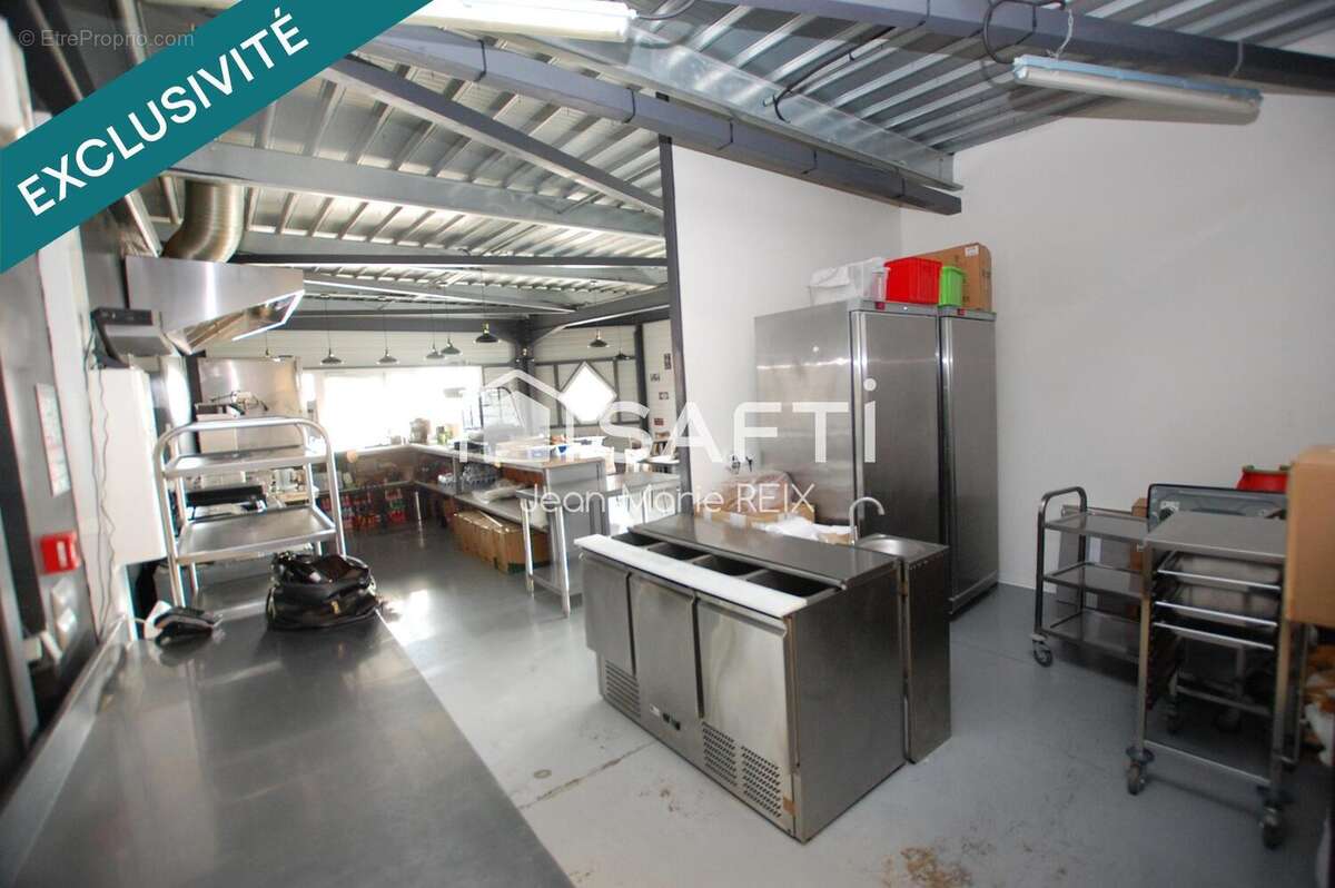 Photo 5 - Commerce à ETAULIERS