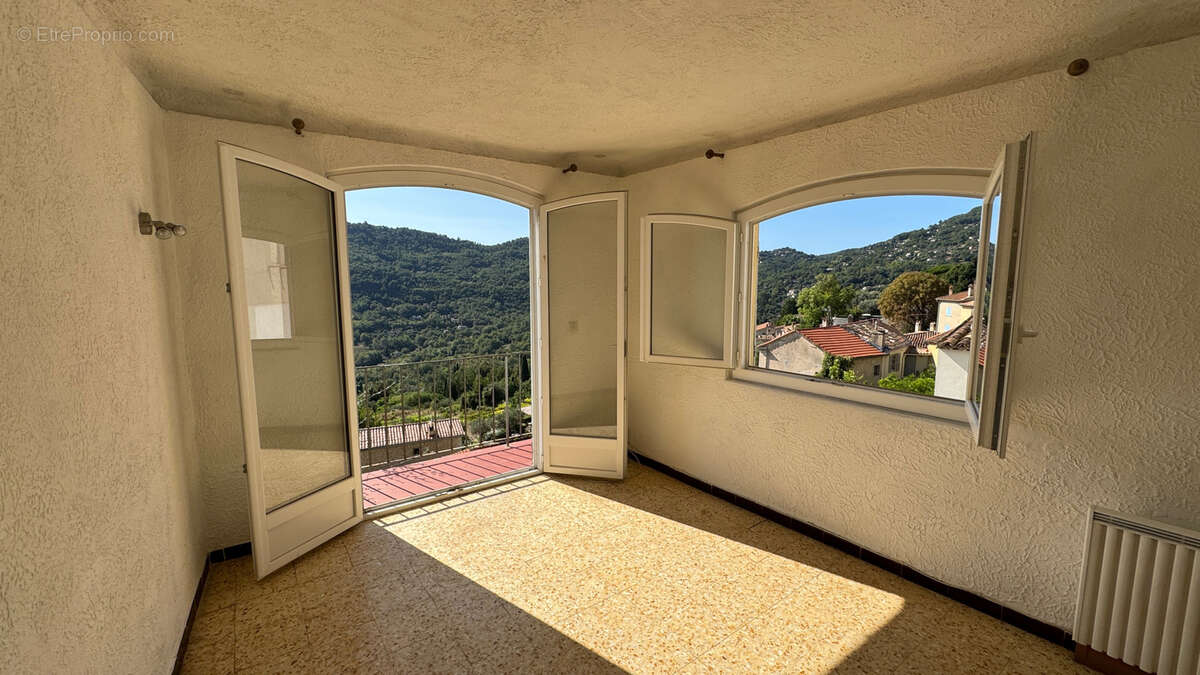 Maison à LE BAR-SUR-LOUP