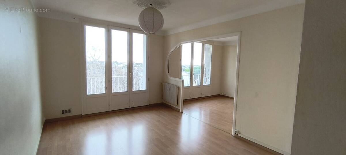 Appartement à BEZIERS
