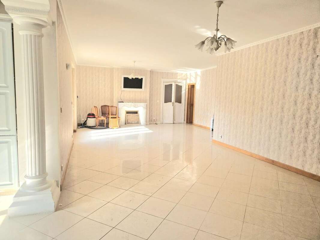 Photo 4 - Maison à AUTUN