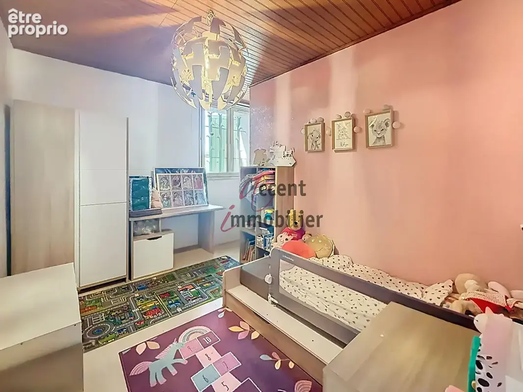 La Crau de Châteaurenard : Partie de Mas en campagne sur 712 m² de terrain. - photo 9
