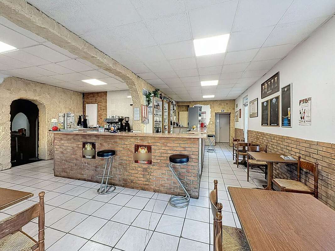 Appartement à PIERRE-BENITE