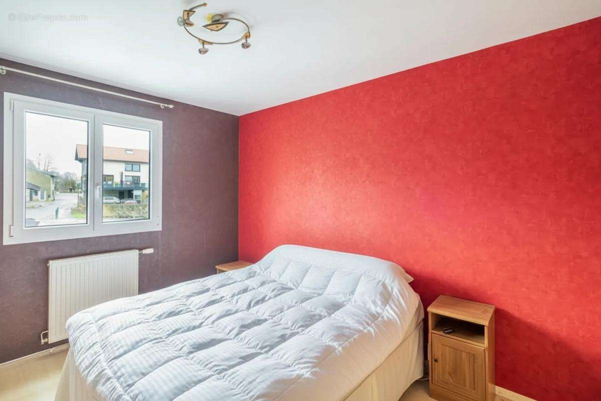 Appartement à SERGY
