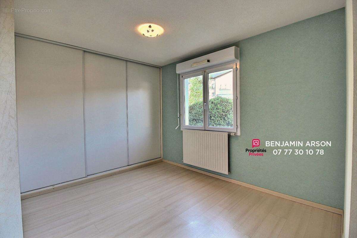 Appartement à COGNIN