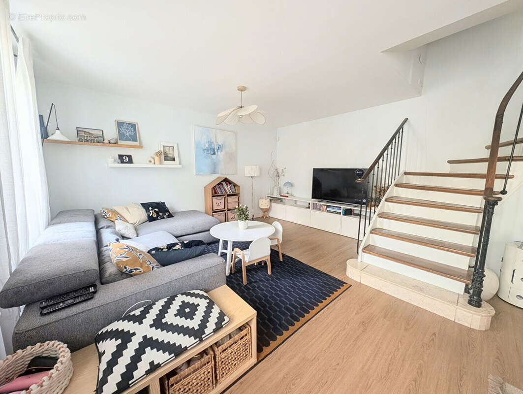 Maison à ROSNY-SOUS-BOIS