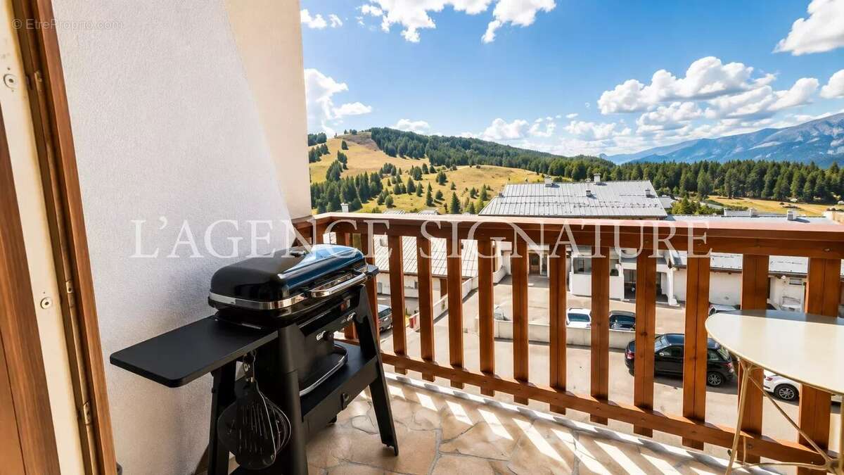Valberg "Christian" 2 pièces rénové - 39 m2 - vue dégagée - photo 3