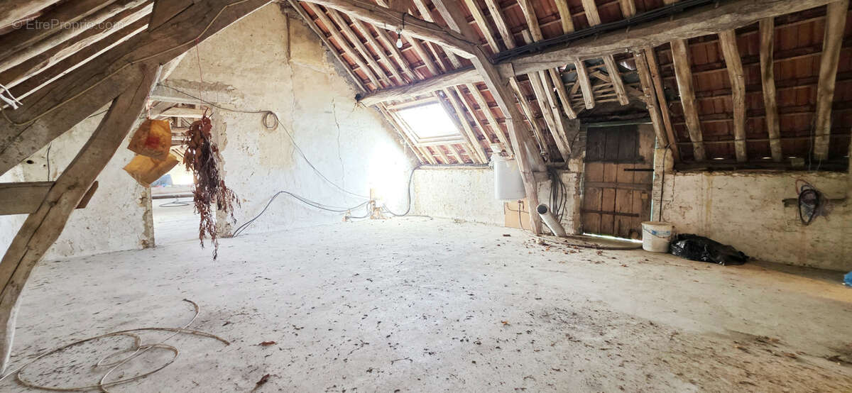Maison à LORCY