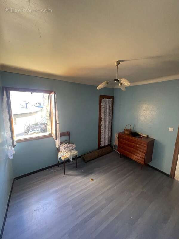 Maison à LA LLAGONNE