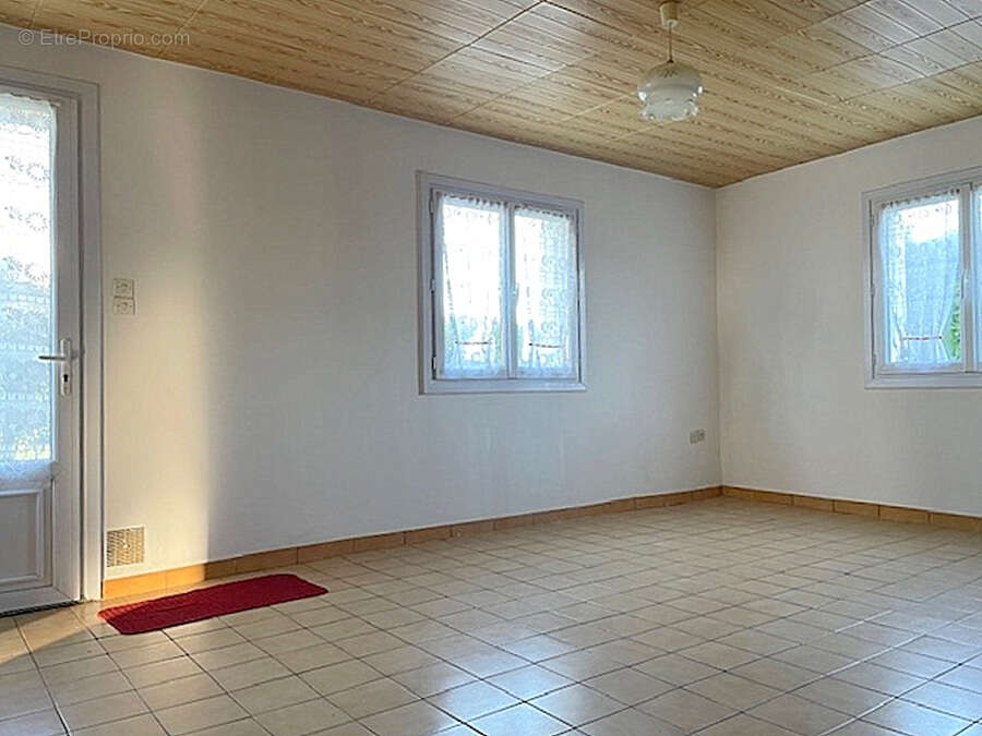 Maison à FERRIERES