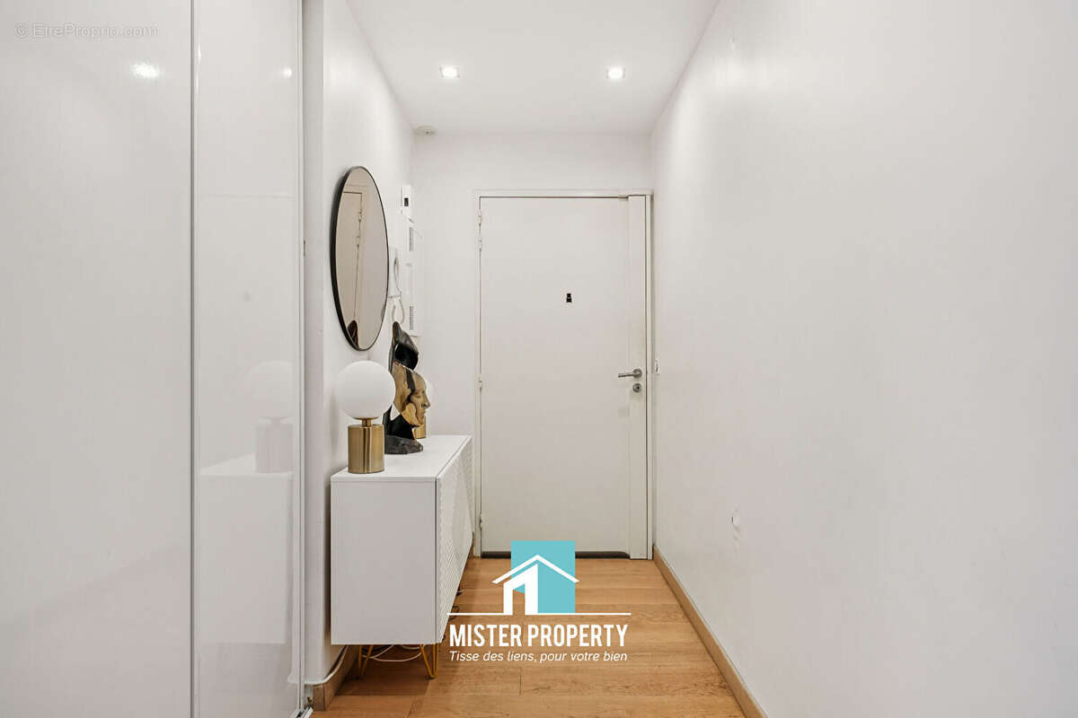 Appartement à LEVALLOIS-PERRET