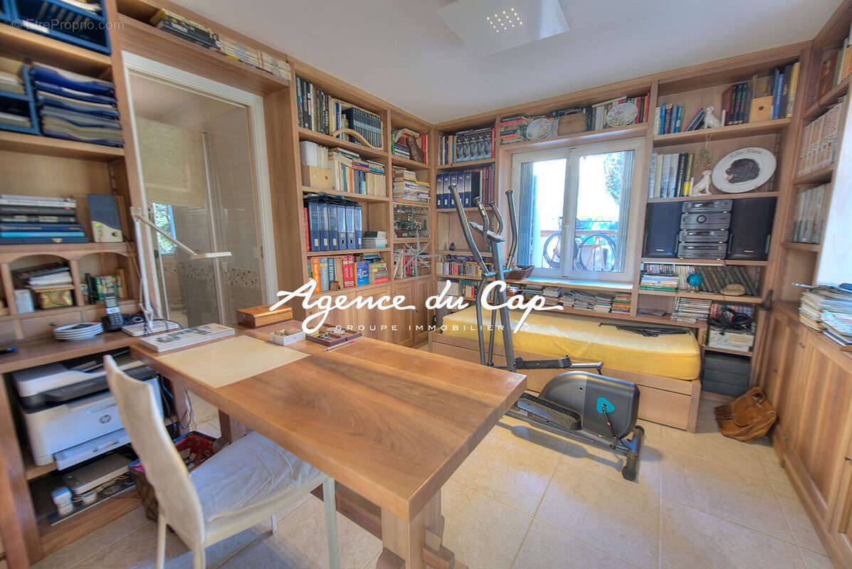 Maison à SAINT-RAPHAEL