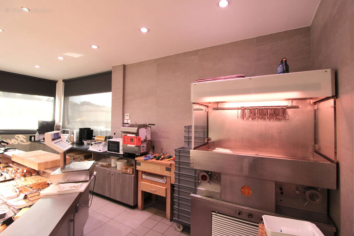 Commerce à MARSEILLE-11E