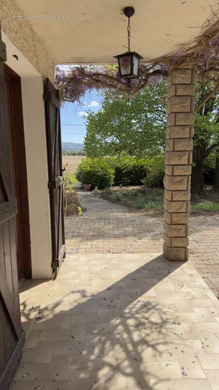 Maison 159 m² à Sardieu  - photo 8