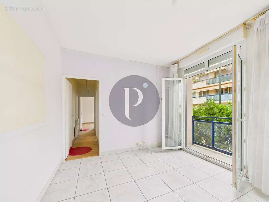 Maison à LE PLESSIS-ROBINSON