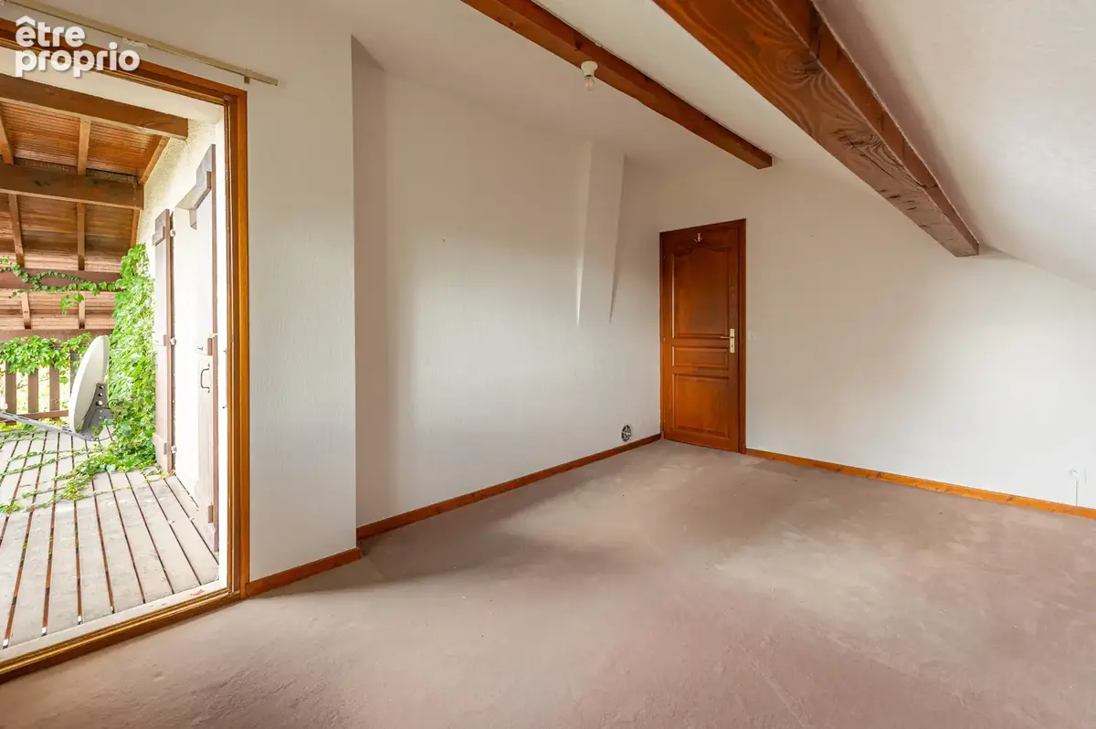 Maison à vendre 6 pièces CESSY (01) - photo 17