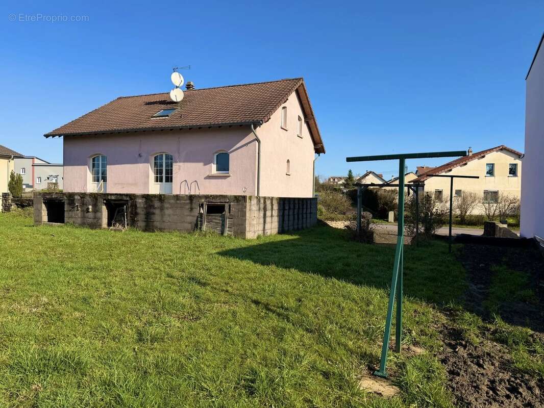 Maison à TETING-SUR-NIED