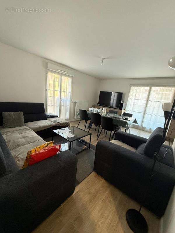 Appartement à LE BLANC-MESNIL