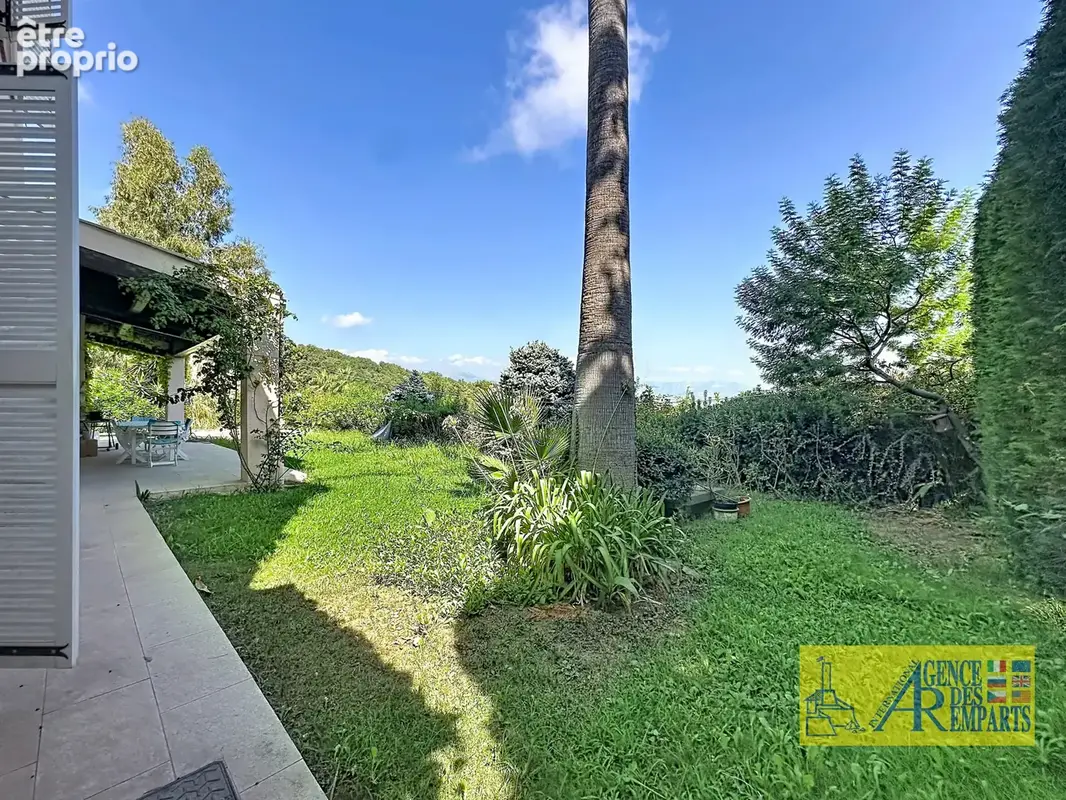 Villa 6 pièces avec piscine et vue mer Les Hauts de Vaugrenier - photo 9