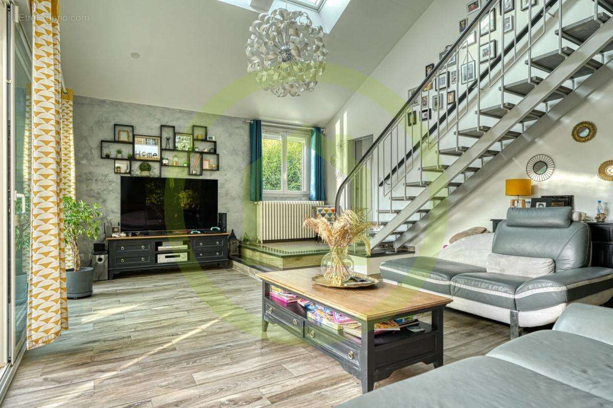 Maison à L&#039;ISLE-ADAM