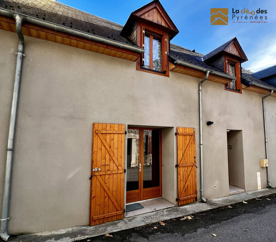 Maison à SARRANCOLIN