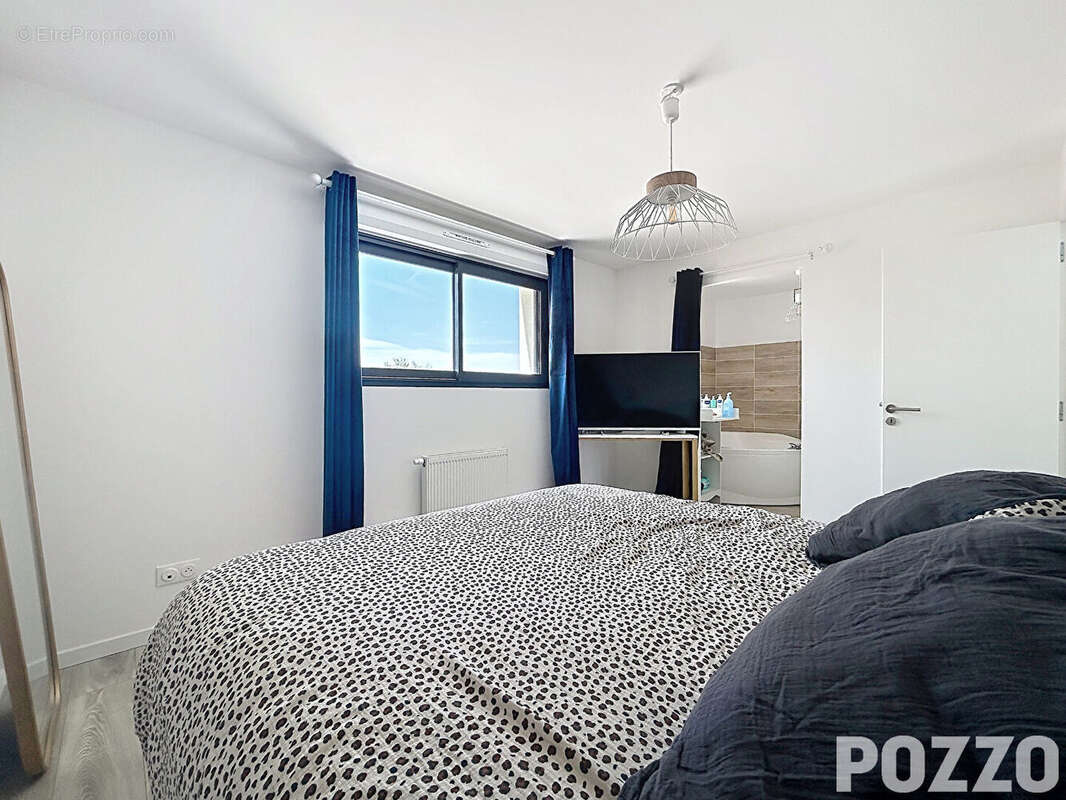 SAINT-PLANCHERS (50400), très belle maison contemporaine sans aucun vis à vis. - photo 11