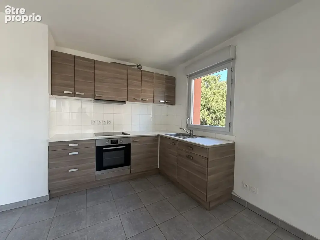 Appartement 3 pièces 69 m² à vendre à Les Roches-De-Condrieu (38370) - photo 2