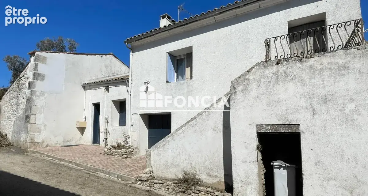 Maison de bourg en pierre rénovée 116 m² + grange + terrain – St Coutant-le-Grand - photo 8