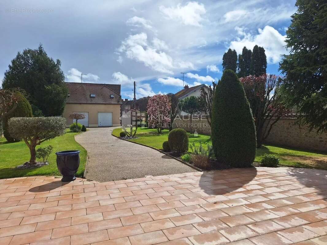 Maison à NOGENT-SUR-SEINE