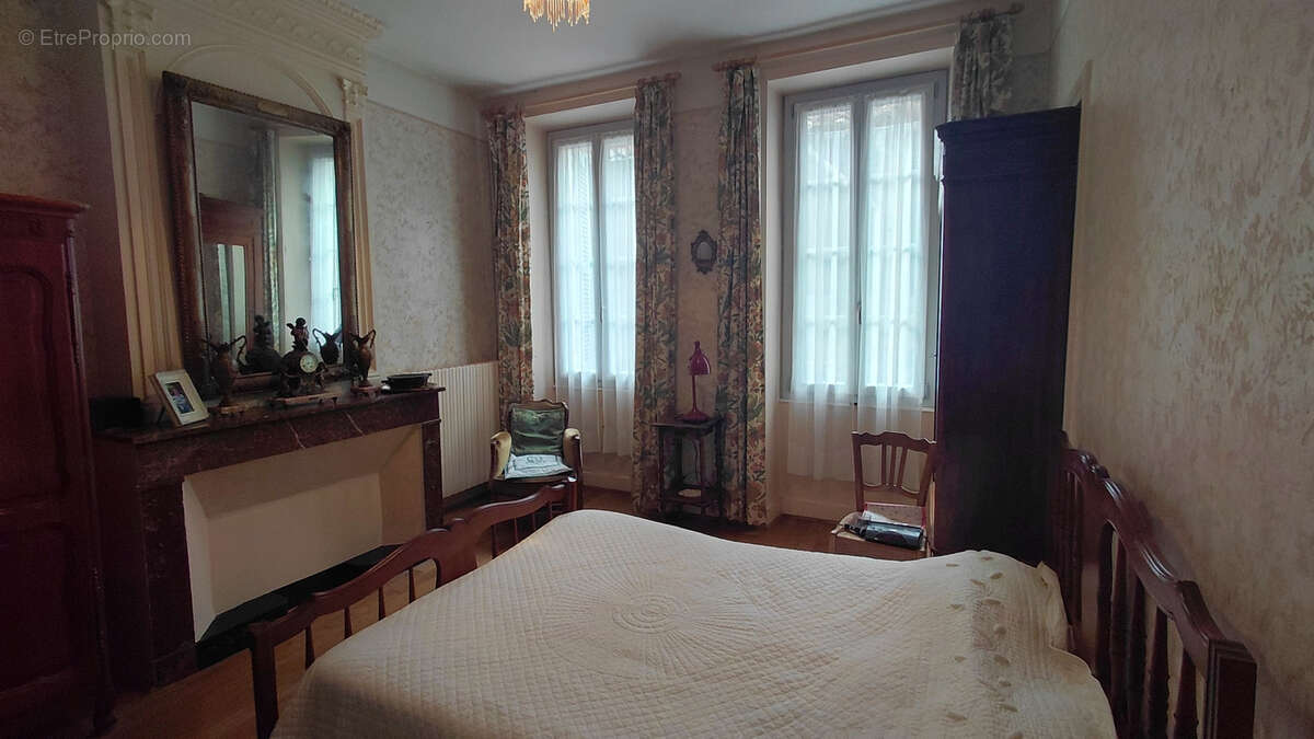 Maison à BOURG-SAINT-ANDEOL