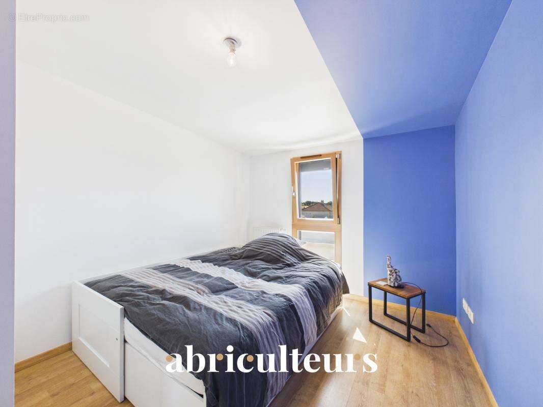 Maison familiale d'architecte de 219M2 en vente à Rezé, rue de l’Aérodrome (44400) - photo 17