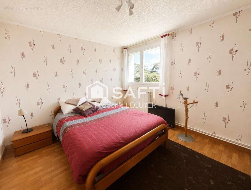 Photo 4 - Maison à LE CENDRE