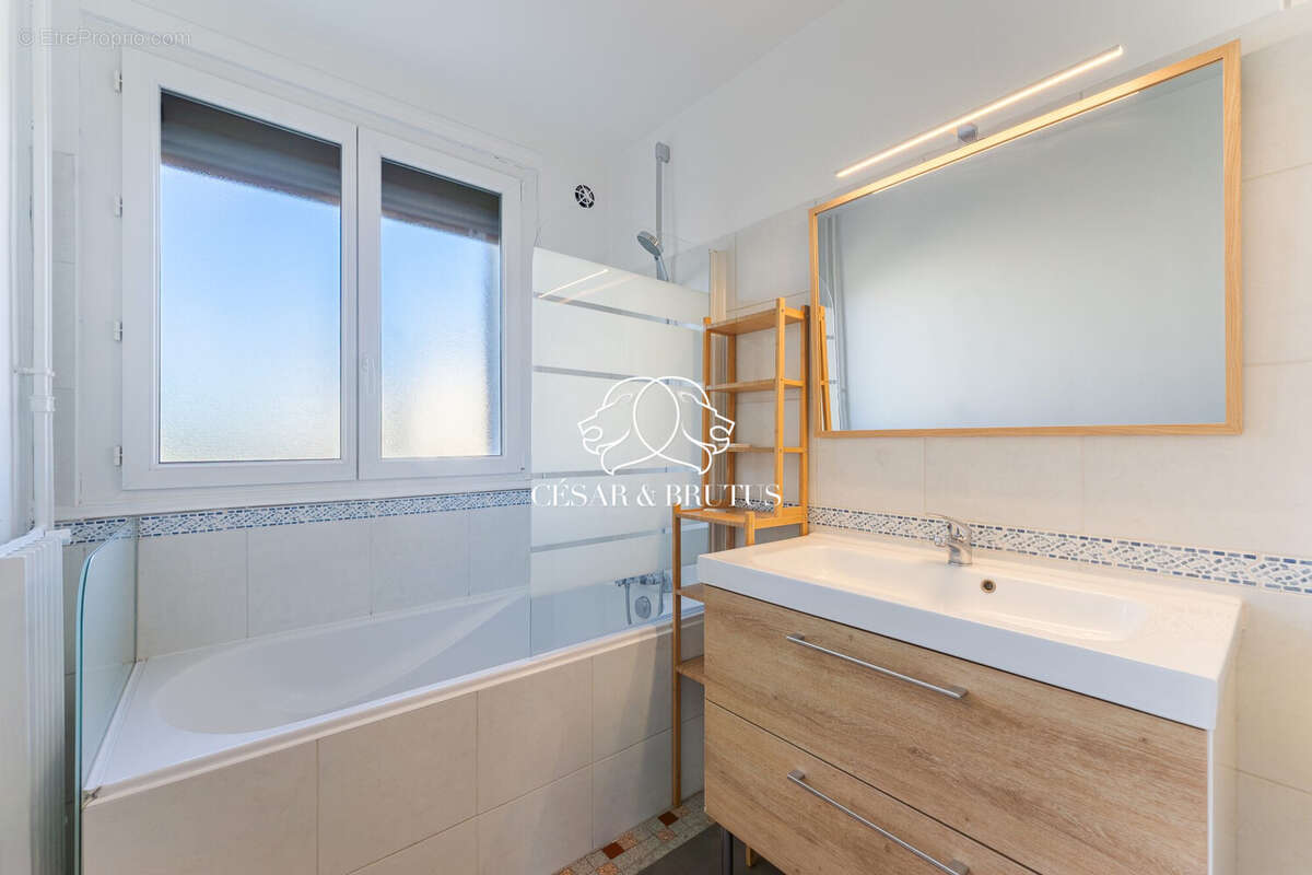 Appartement à CALUIRE-ET-CUIRE