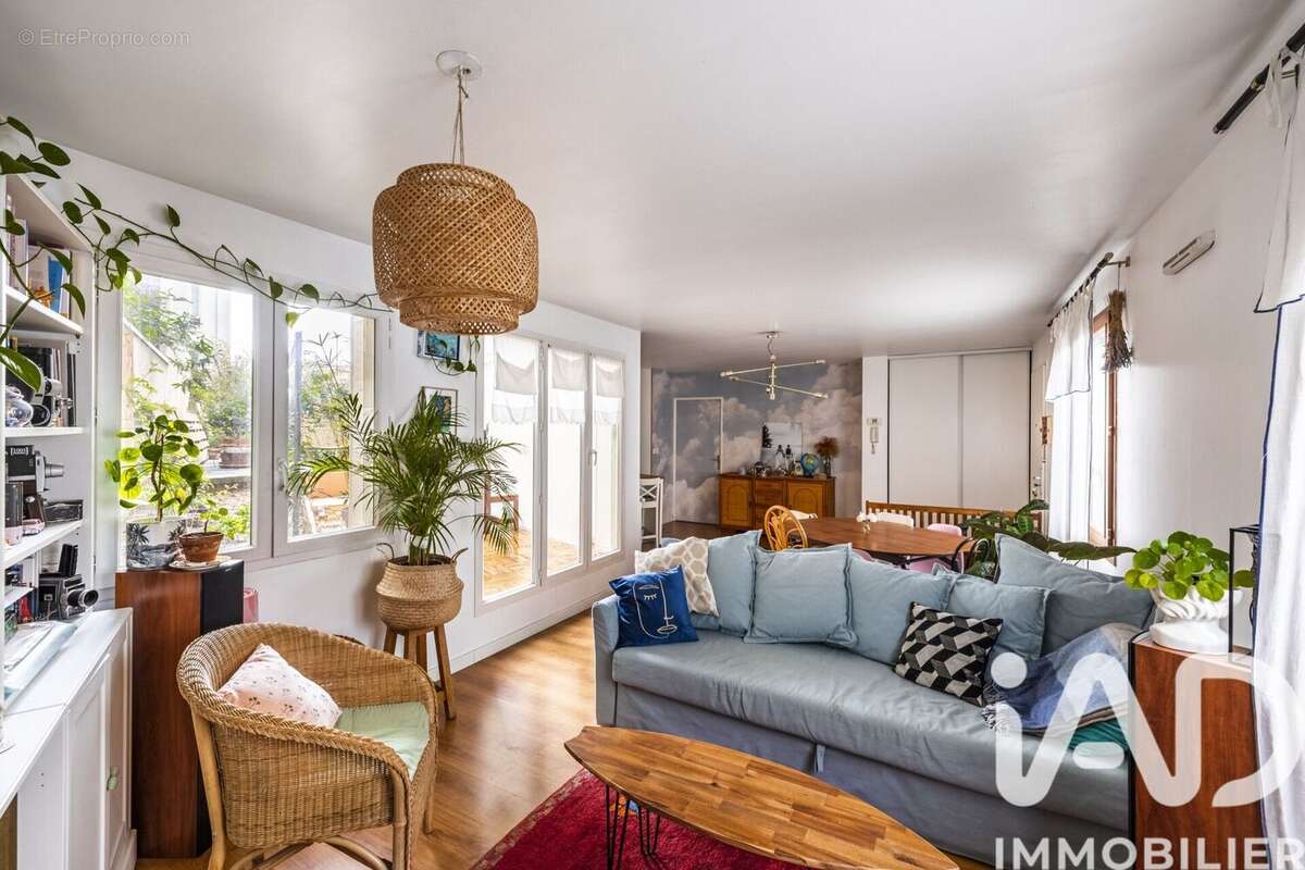 Photo 3 - Appartement à SAINT-DENIS