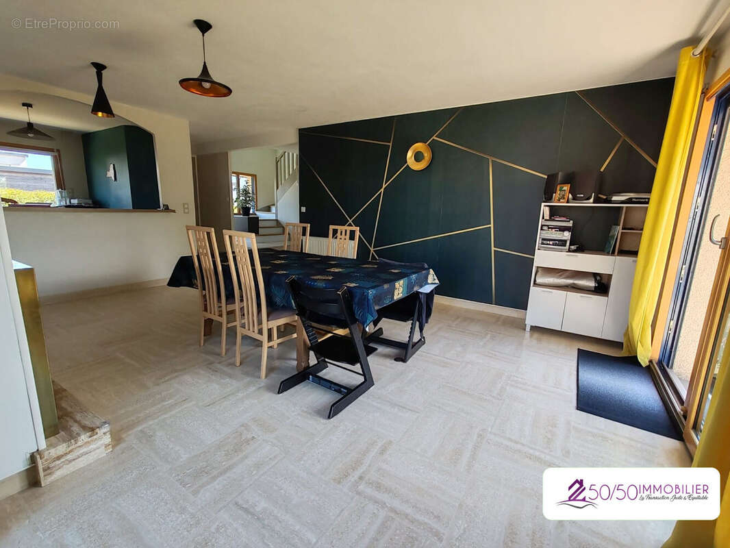 Maison 140 m² à Plougoulm  - photo 5
