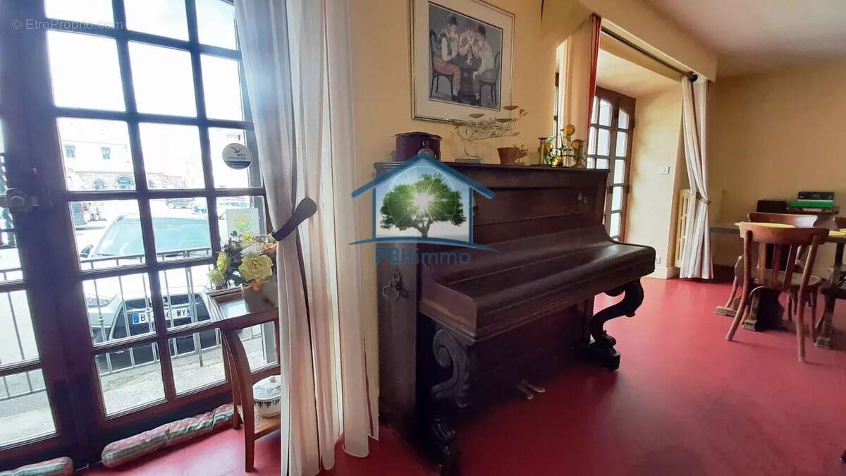 Grande maison de caractère au cœur du sancy – gîte ou maison familiale - photo 7