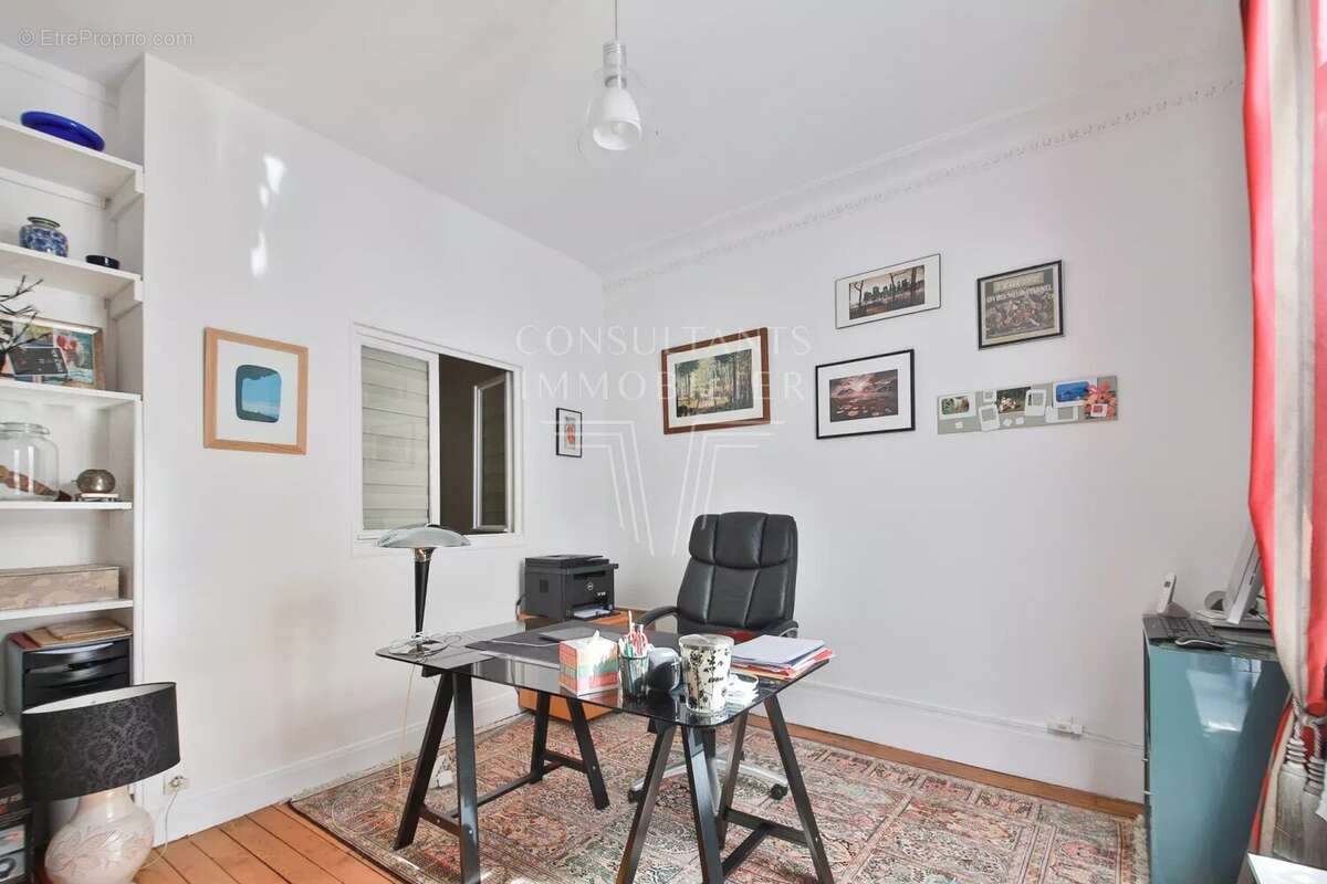 Appartement à PARIS-15E