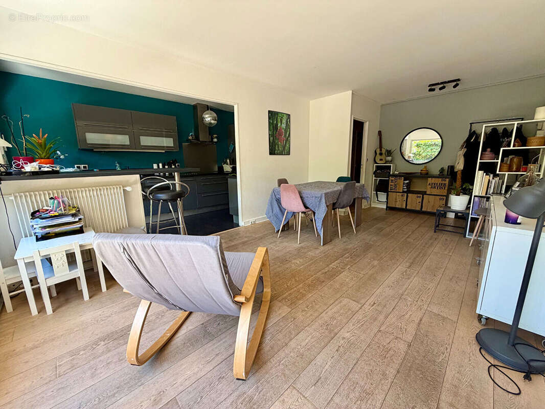 Appartement à LE PERREUX-SUR-MARNE