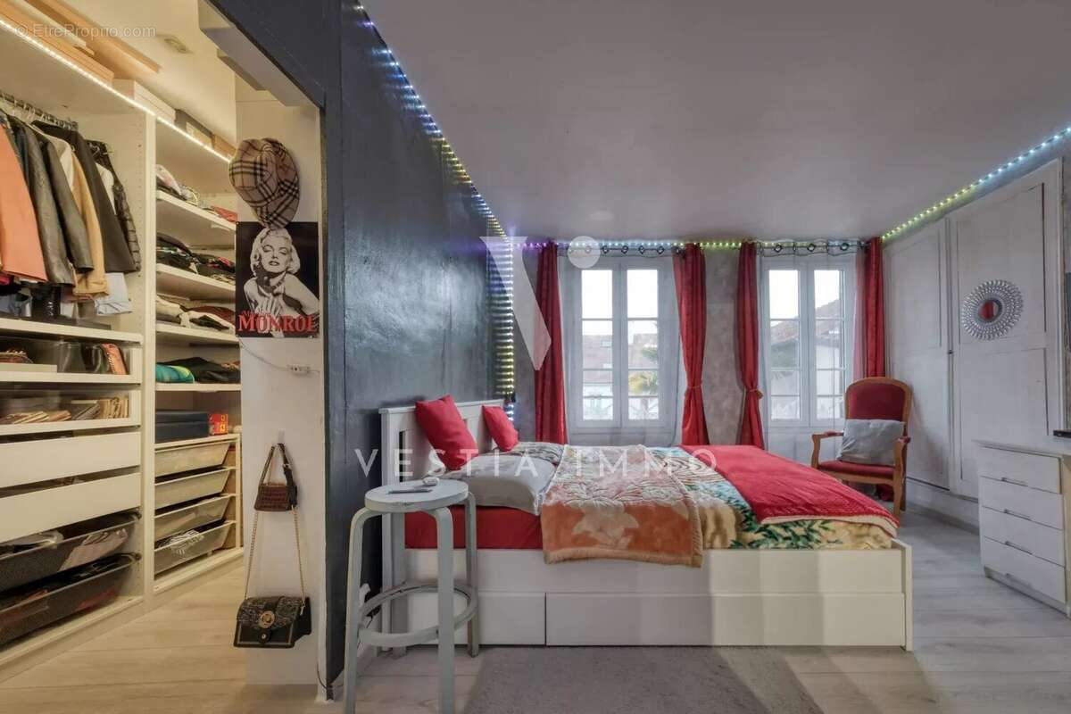 RAMBOUILLET 18 MN.  Maison de ville ancienne 198 m² 5ch - photo 14